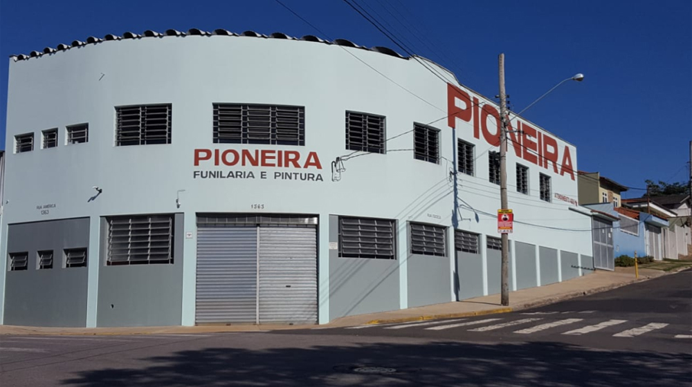 Fachada da Funilaria Pioneira